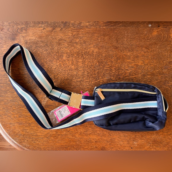 New with tags Lilly Pulitzer Blue Jeanie Belt Bag - Picture 2 of 8